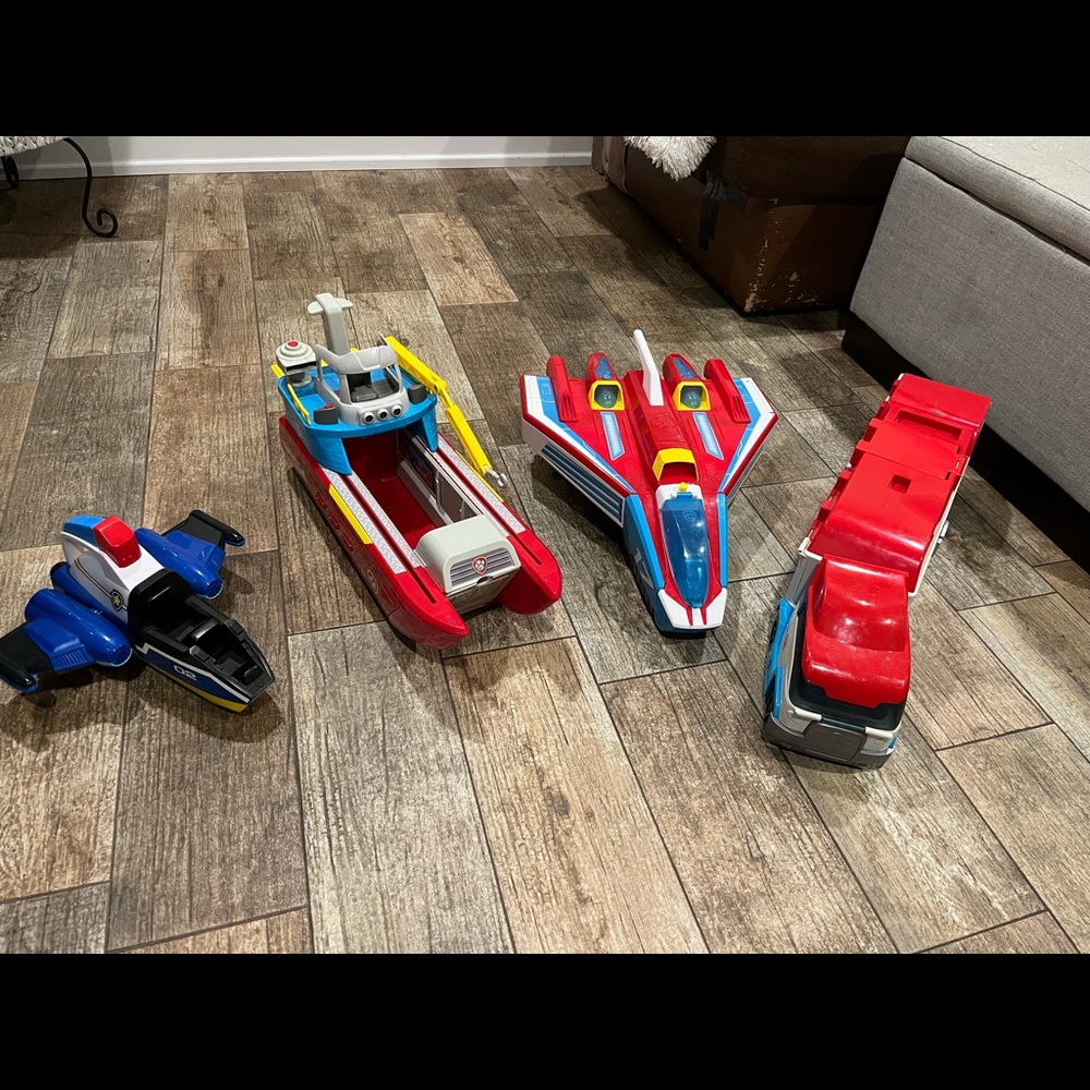 Paw patrol vehicle truck boat lot